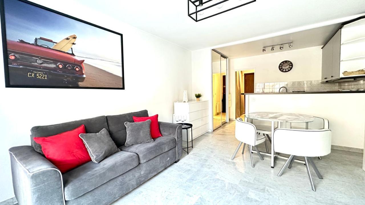 Beau Studio Centre Juan Les Pins A 300M Des Plages Antibes Exterior photo